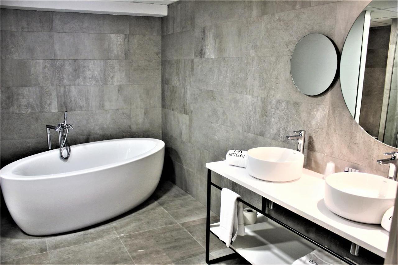 Apartahotel Dos Rios Аїнса Екстер'єр фото