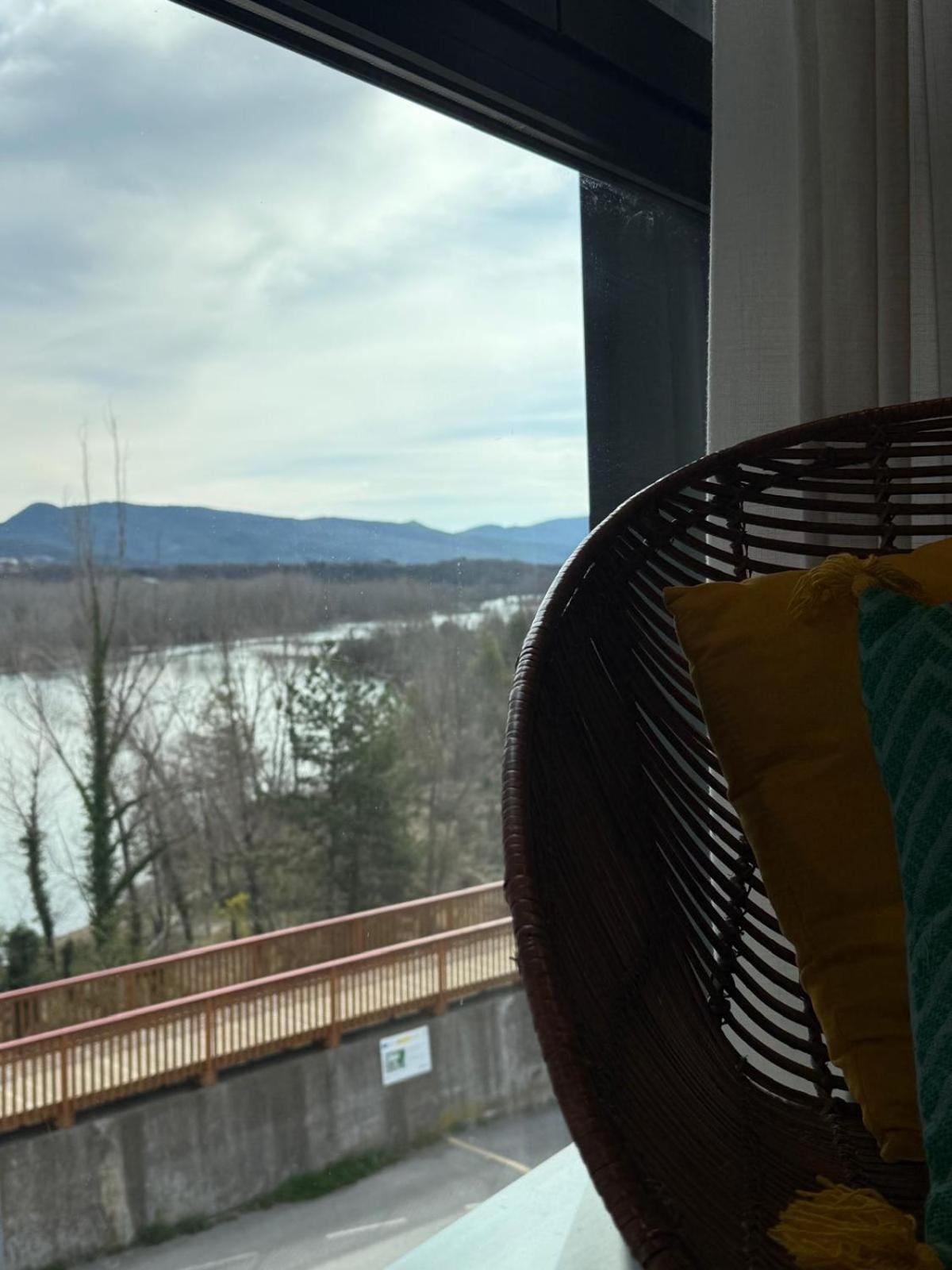 Apartahotel Dos Rios Аїнса Екстер'єр фото